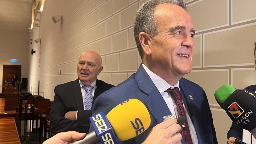 El presidente de la DPZ, Juan Antonio Sánchez Quero, en el salón de plenos de la institución provincial.