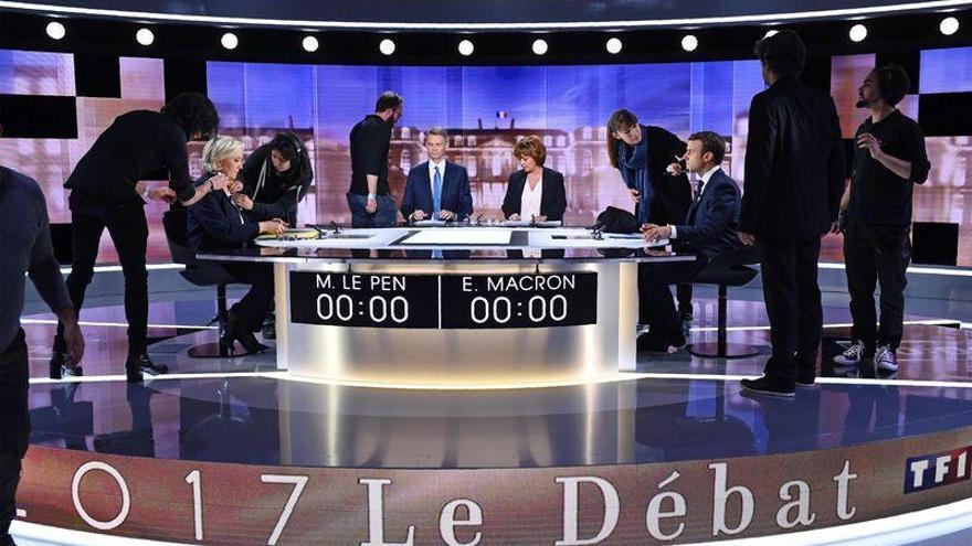 Macron y Le Pen enfrentan sus programas en un duelo televisivo de alta tensión