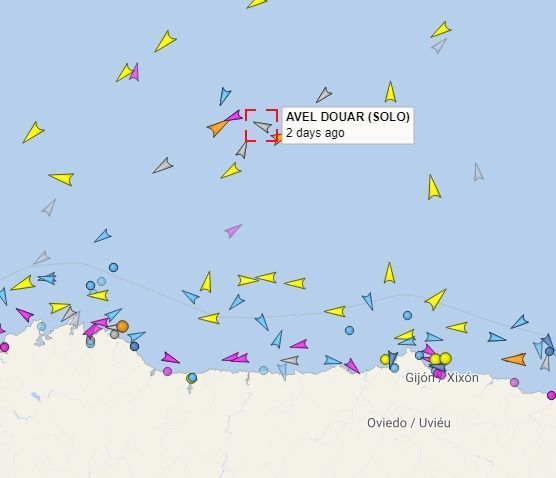 Última posición registrada del velero &quot;Avel Douar&quot; frente a las costas gallega y asturiana.