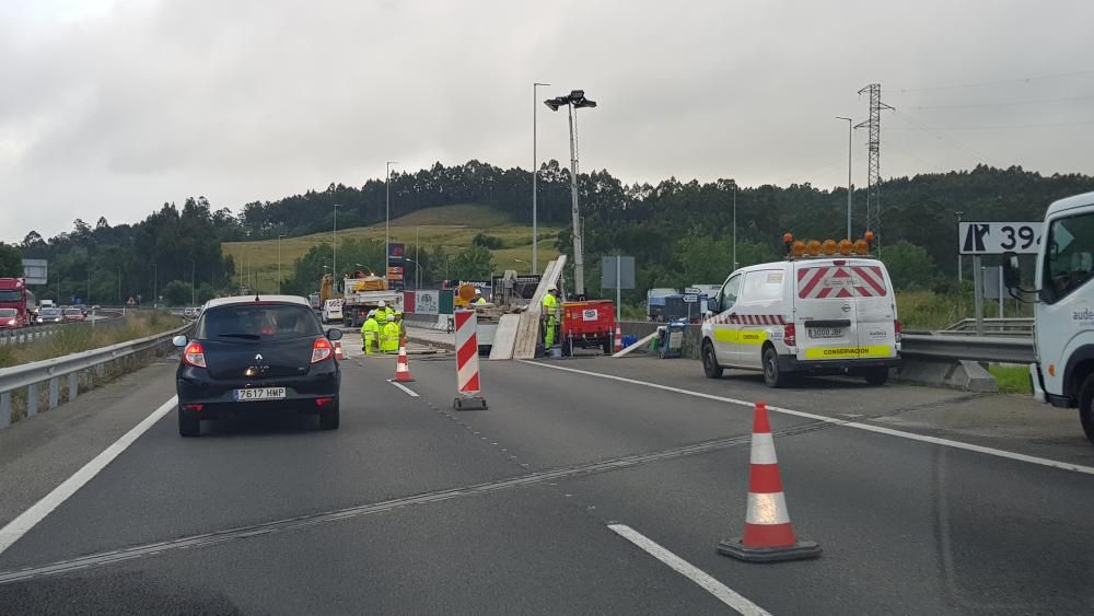 Obras en la autopista "Y" a la altura del Montico