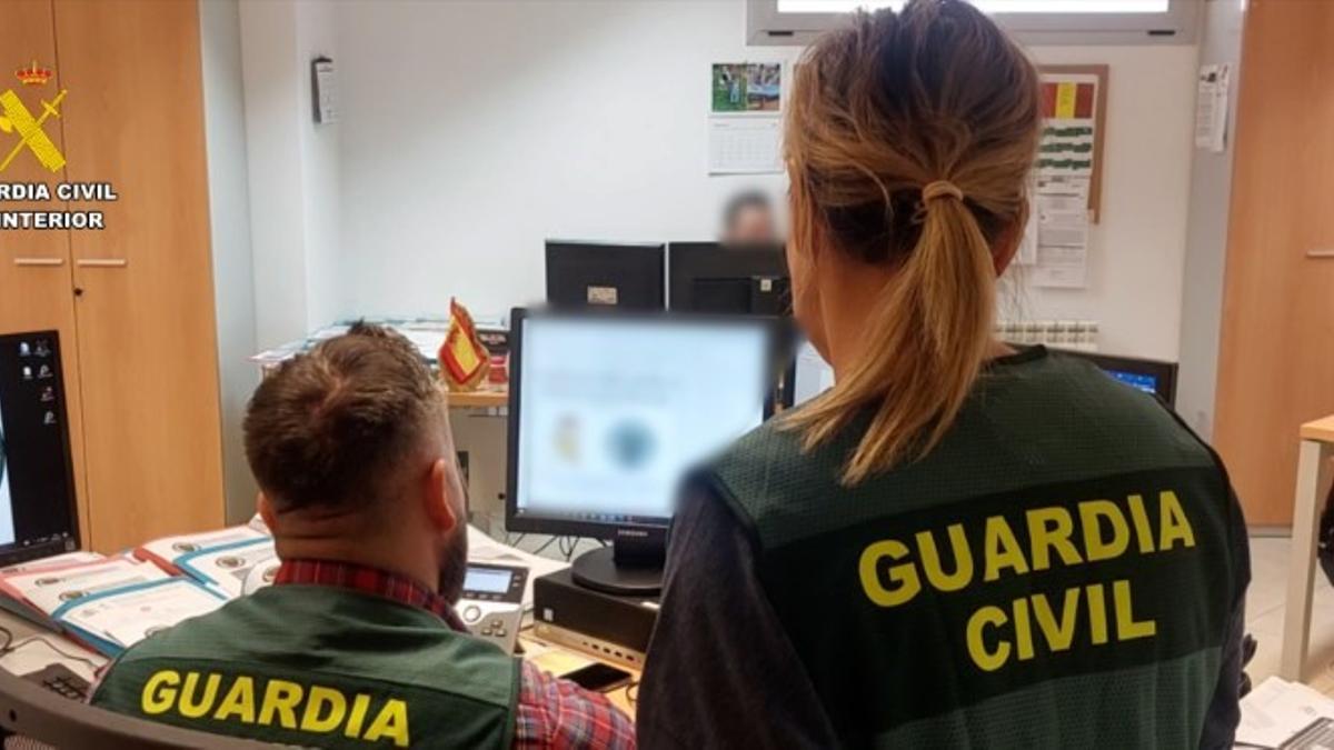 La Guardia Civil alerta del nuevo timo del crédito bancario que está afectando a toda España.