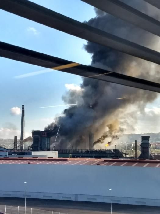 Incendio en la fábrica de coque de Avilés