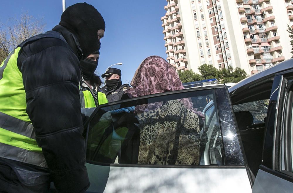 La Policía detiene a una yihadista en Alicante