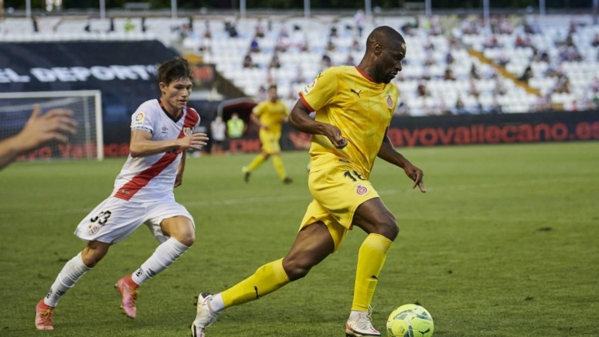 El Girona se impone 2-1 en los play off en un encuentro que suscitó polémica