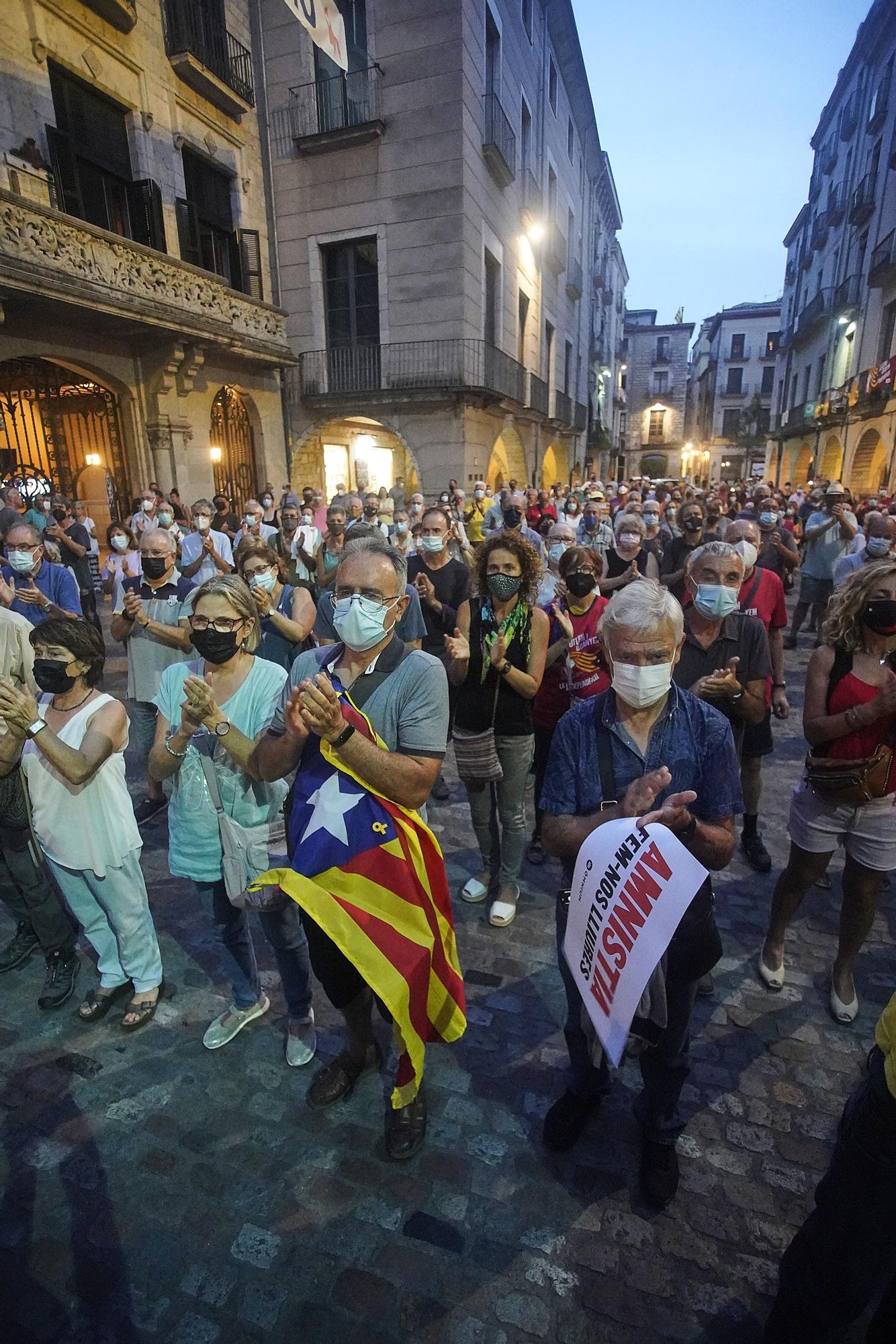 Carme Forcadell, a la plaça del Vi