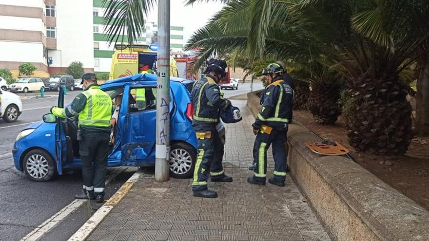 Estado del vehículo siniestrado esta mañana en La Laguna.