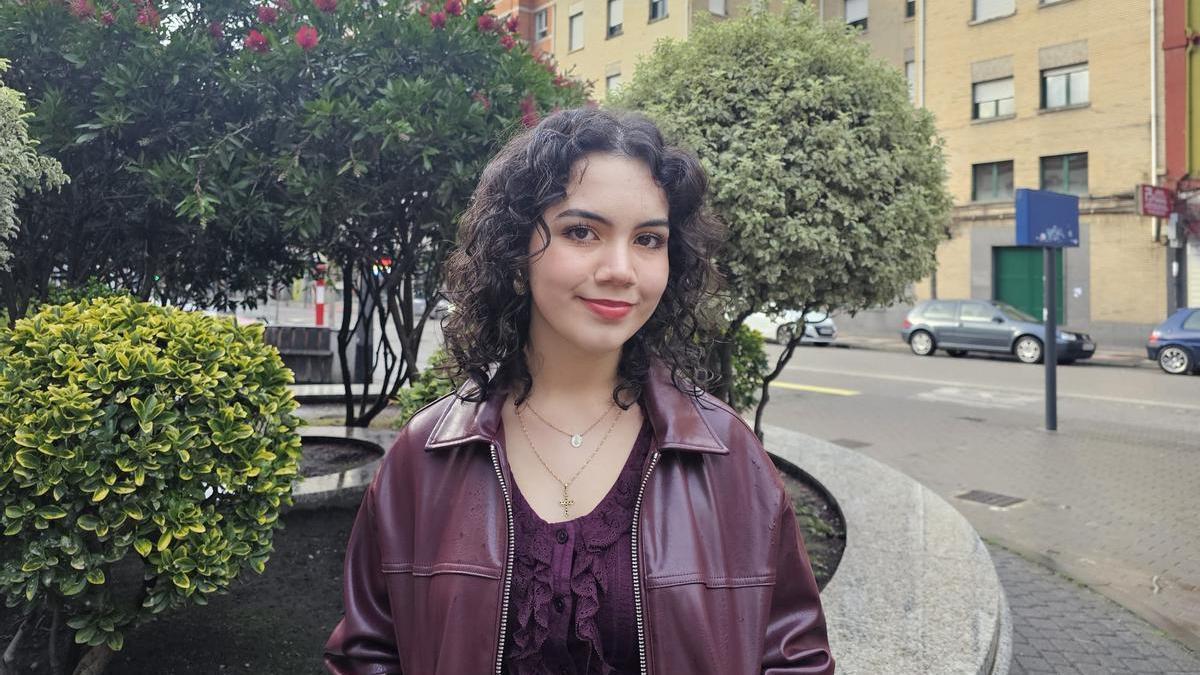 Áfrika Mortera, la mierense de 15 años elegida por Amancio Ortega para estudiar en EE UU: "Me gustaría ser profesora y contar esta experiencia a mis alumnos"