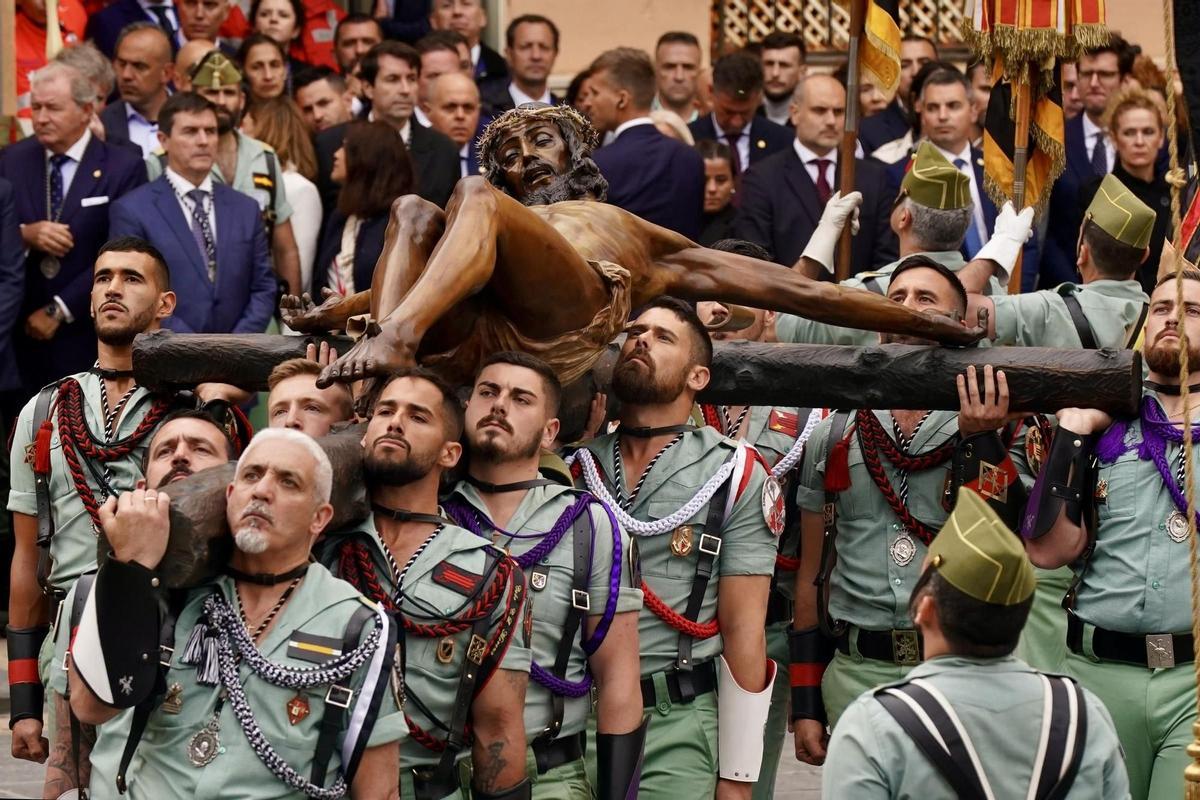 Traslado del Cristo de Mena en Málaga.