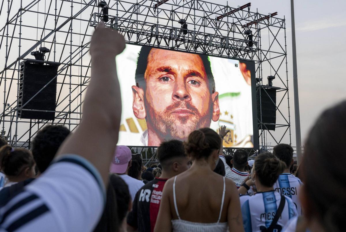 La decepción de los aficionados de Argentina en Son Moix