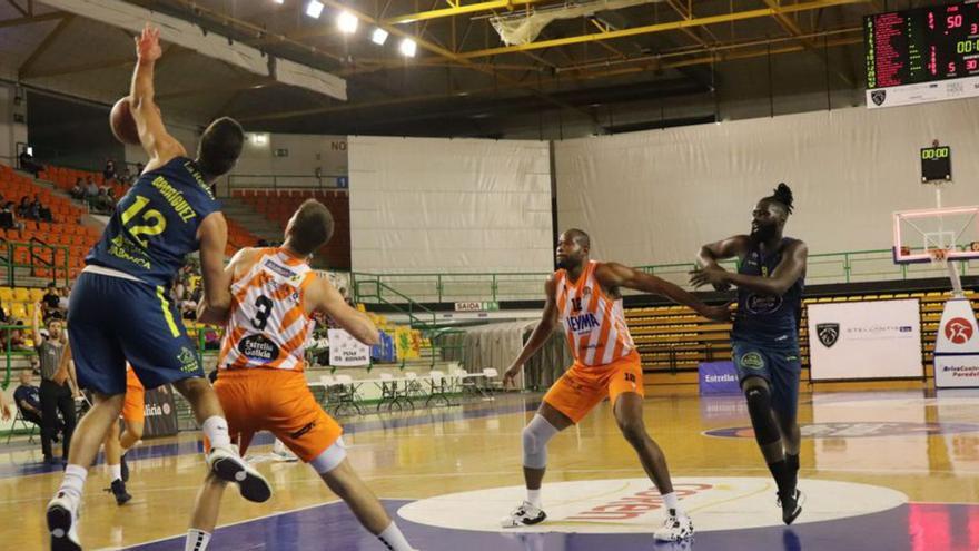 El COB cede en su amistoso ante el Básquet Coruña