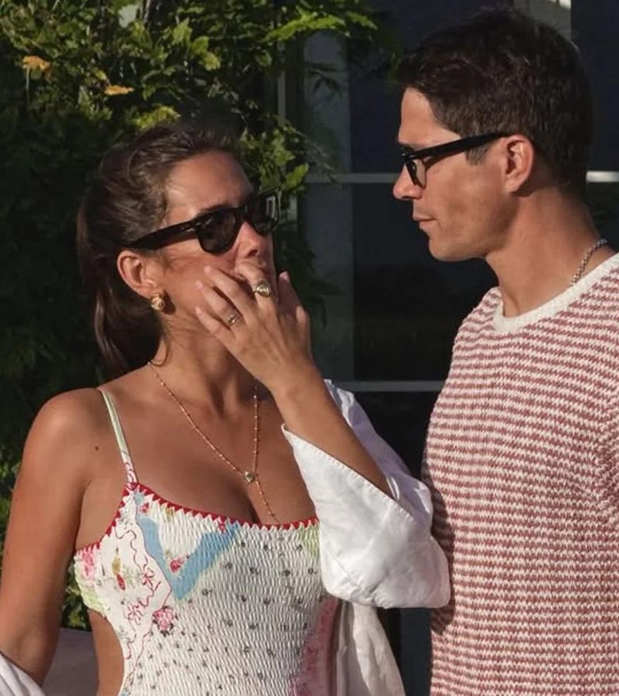 ¿Quién cobra y quién no? Así se negocian los bikinis de María Pombo, Terelu o Letizia