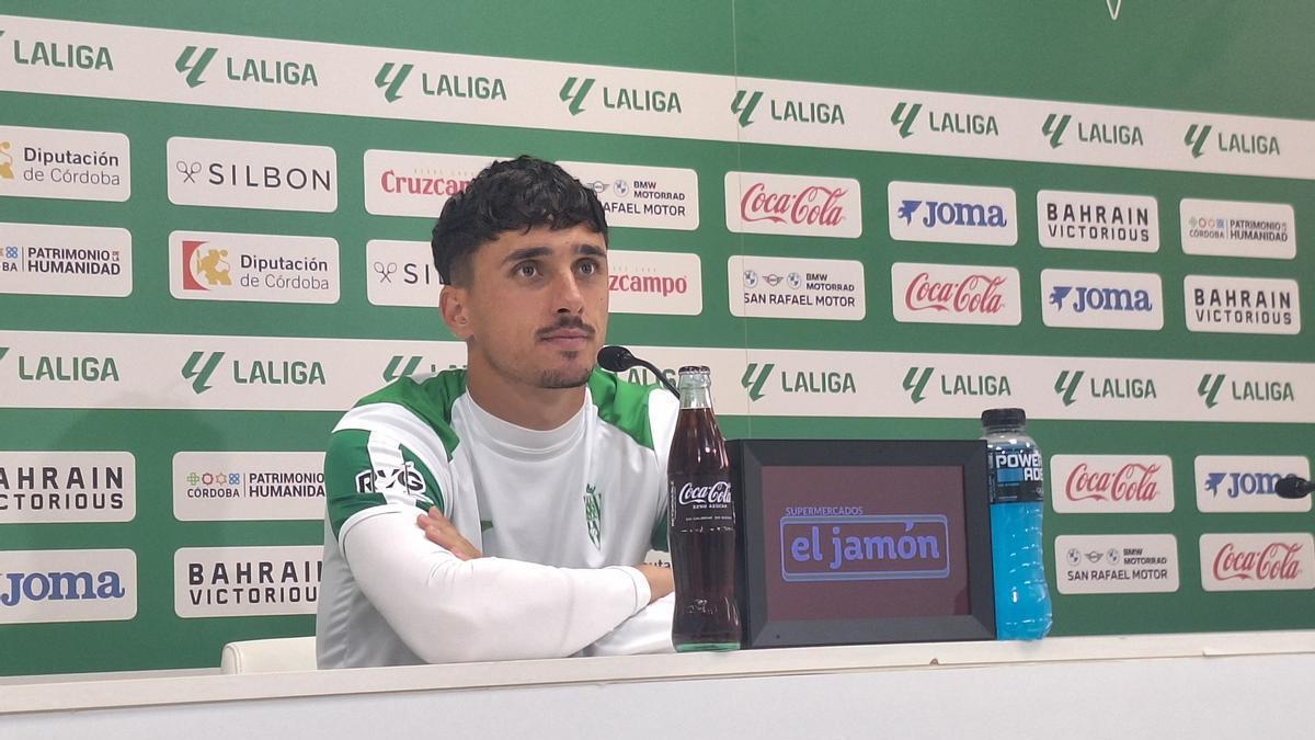 Ignasi Vilarrasa, en la rueda de prensa llevada a cabo en el Bahrain Victorious Nuevo Arcángel.
