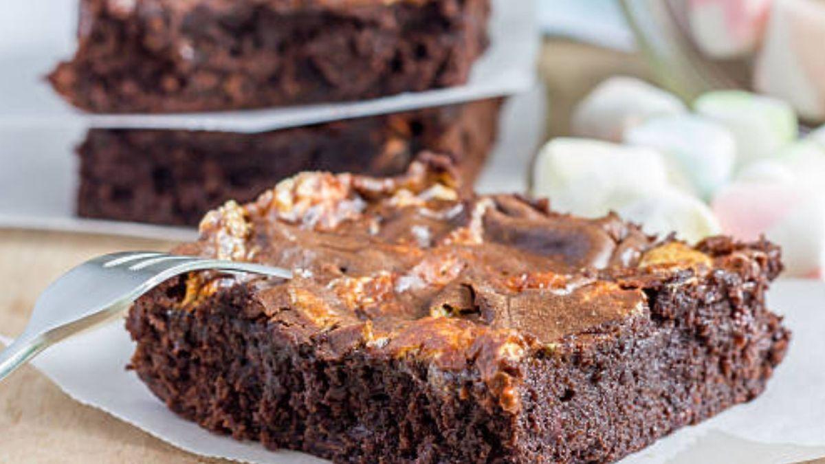 La receta más sencilla para preparar, en solo 3 minutos, la tarta de chocolate que no engorda