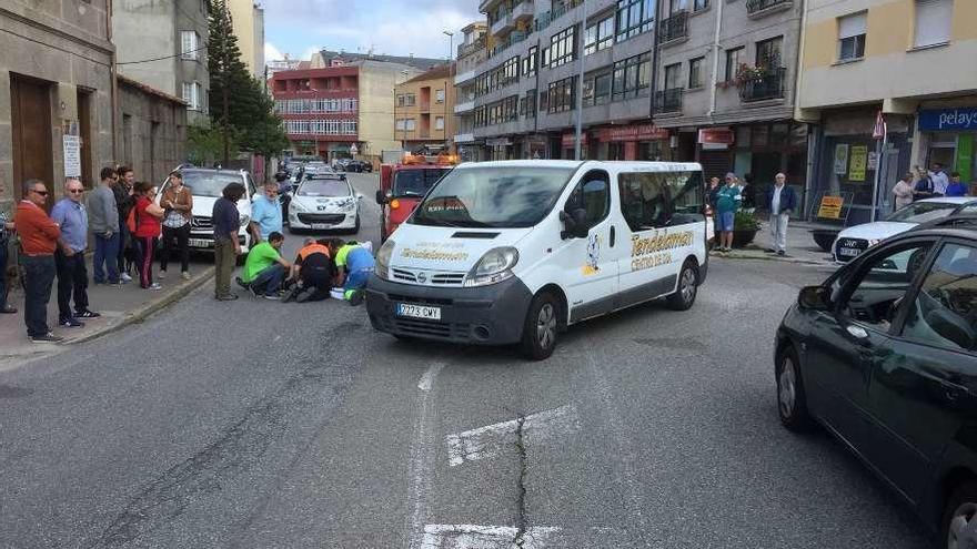 Ciclista atropellado en la avenida de Ourense. // Santos Álvarez