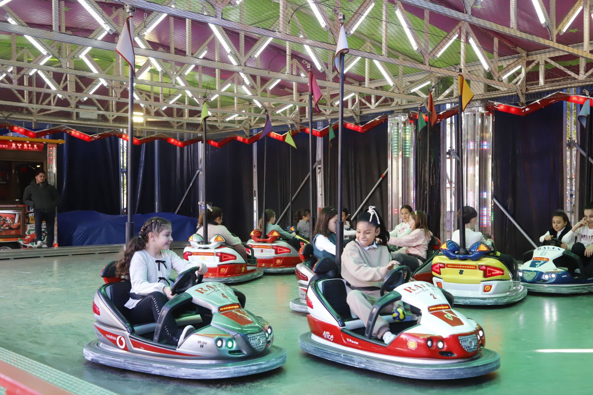 Abre el parque infantil Chiquilandia