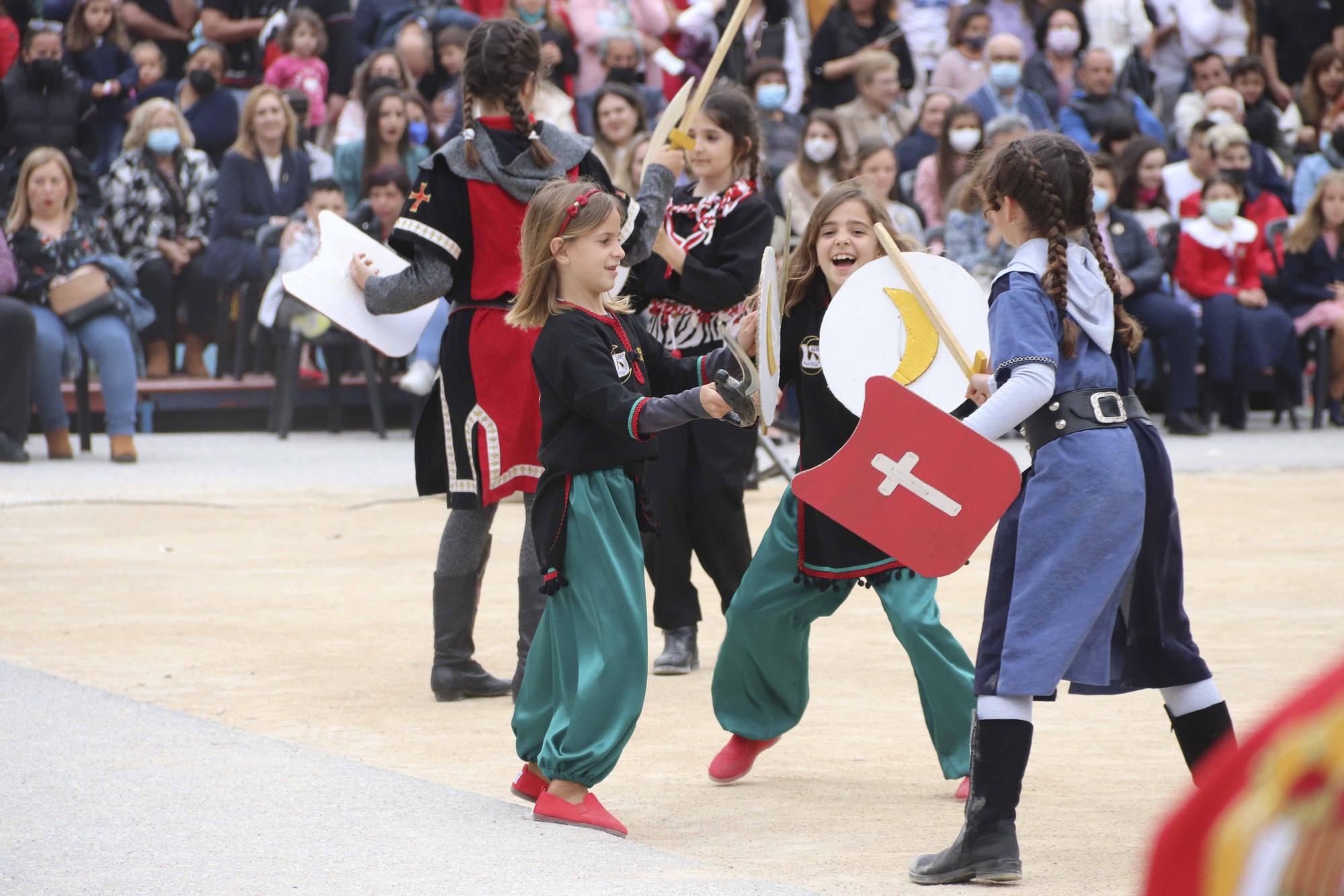 Los niños toman el castillo y reconquistan San Vicente