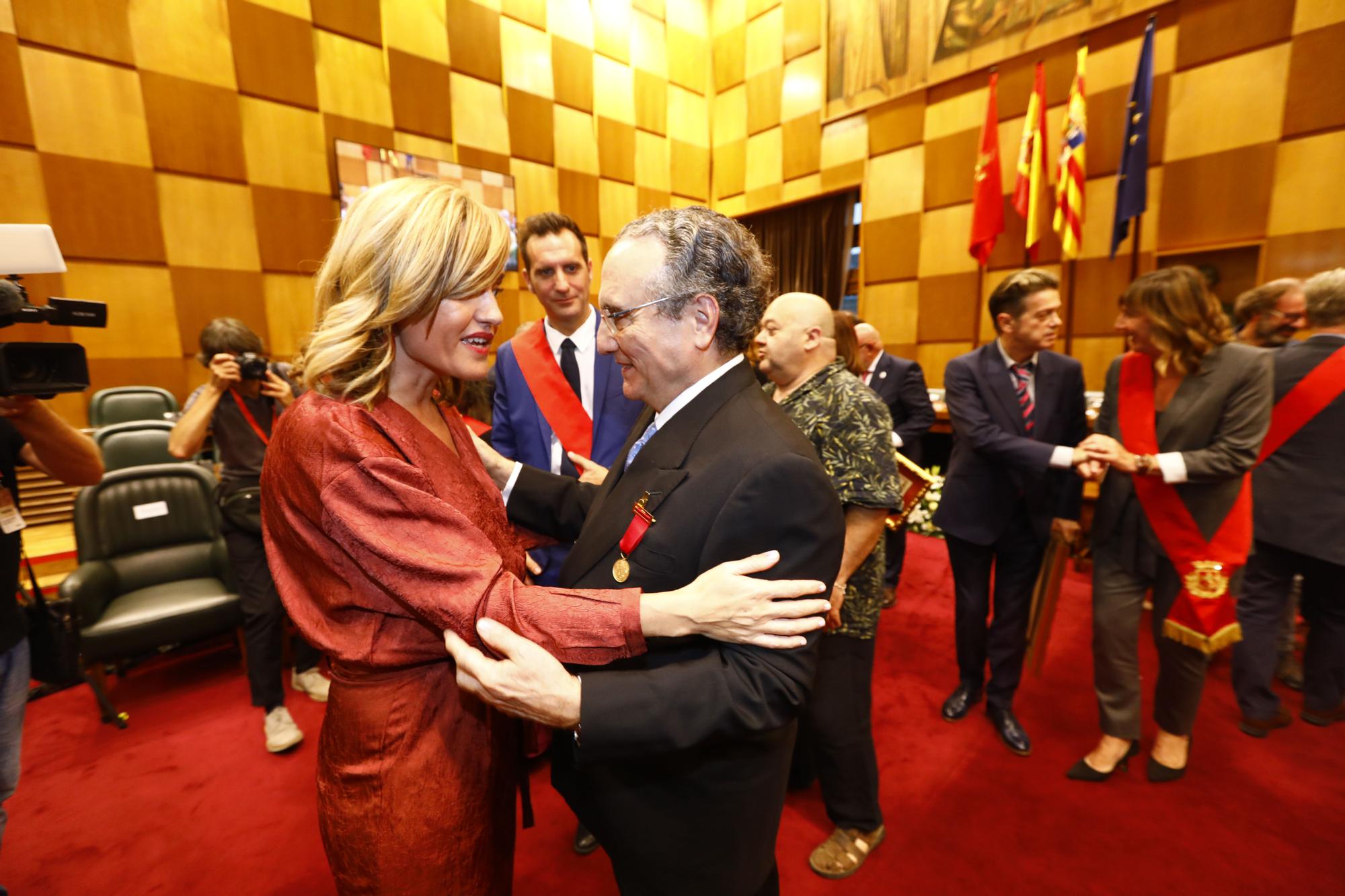 FOTOGALERÍA | Acto de entrega de medallas y distinciones de Zaragoza