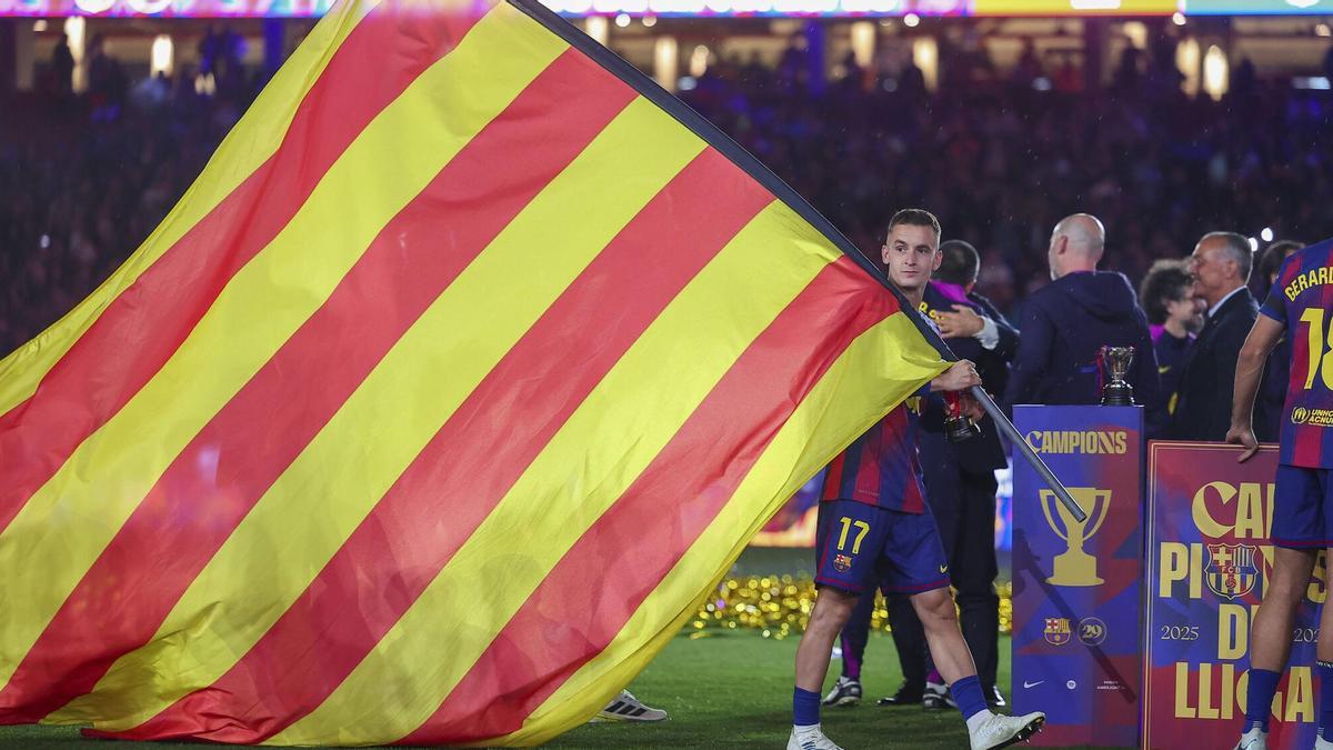 Marc Casadó: "Siempre que haya la posibilidad de llevar esta camiseta y este escudo, será mi prioridad"