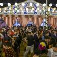 Así estaba la Feria de Abril en Sevilla en su último día, con visitantes despidiéndose del Real hasta 2025.