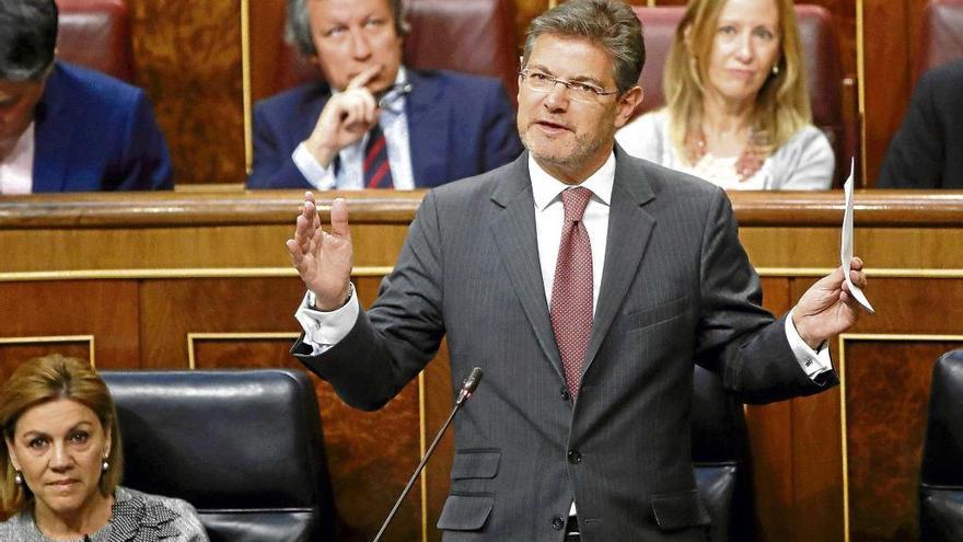 El ministro de Justicia, Rafael Catalá, interviniendo en un pleno del Congreso de los Diputados.