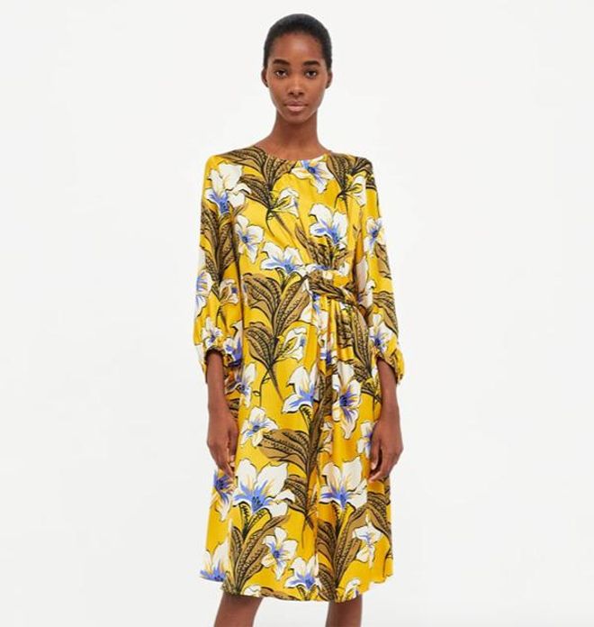 Vestido amarillo con flores, Zara