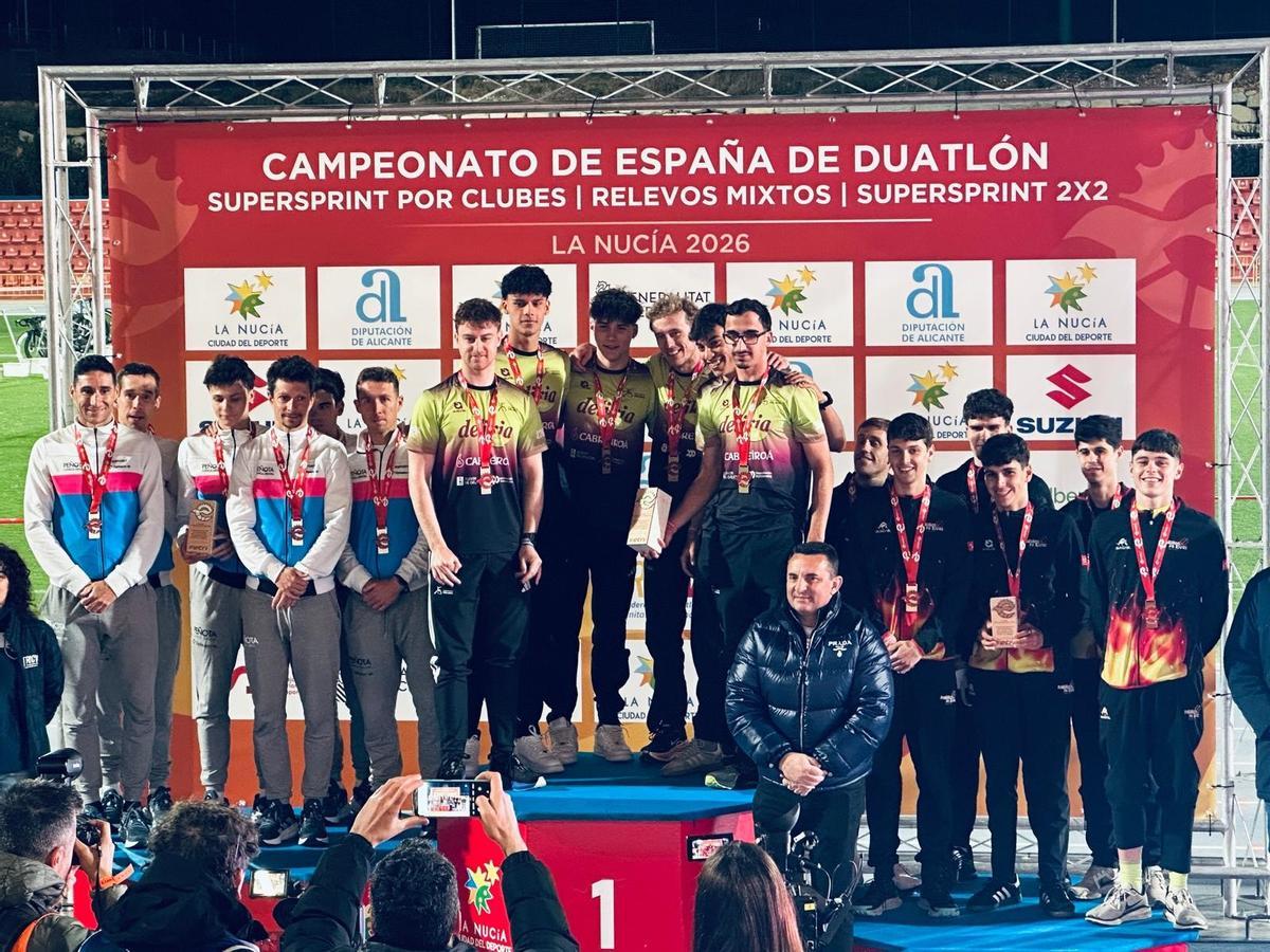 El equipo masculino del Delikia.