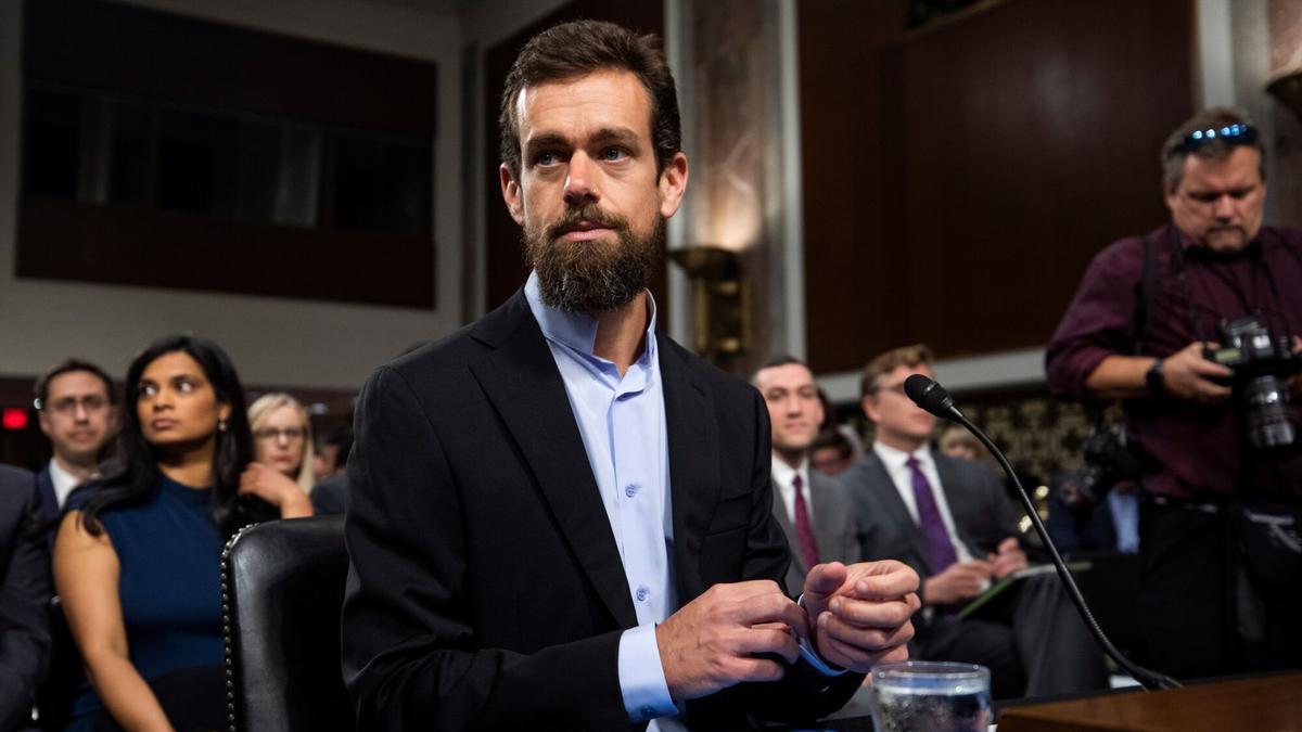 DESPIDOS MASIVOS IA | El neobanco del creador de Twitter despedirá a «casi la mitad» de su plantilla por la IA