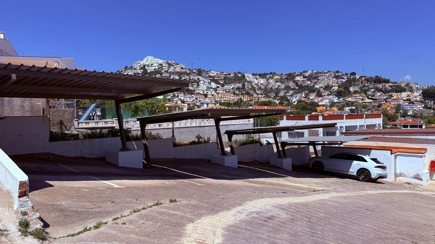 Galería de fotos: En venta un apartamento con piscina en uno de los pueblos más bonitos de España por 155.000 euros