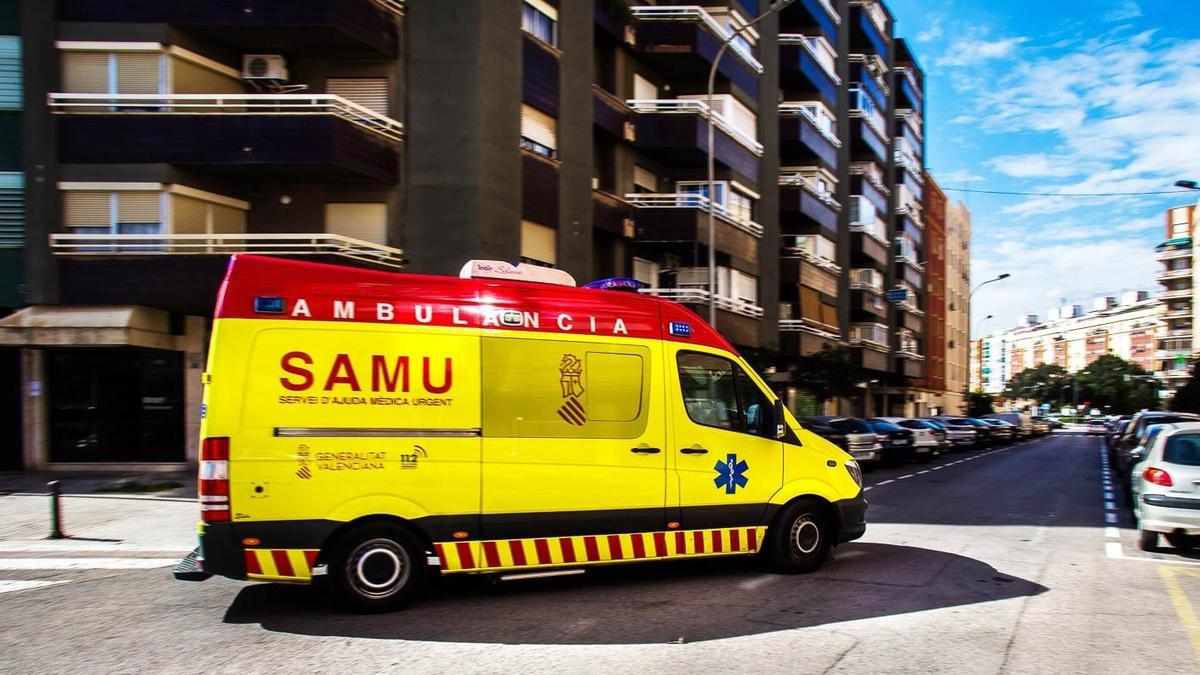 Imagen de archivo de una ambulancia de SAMU.