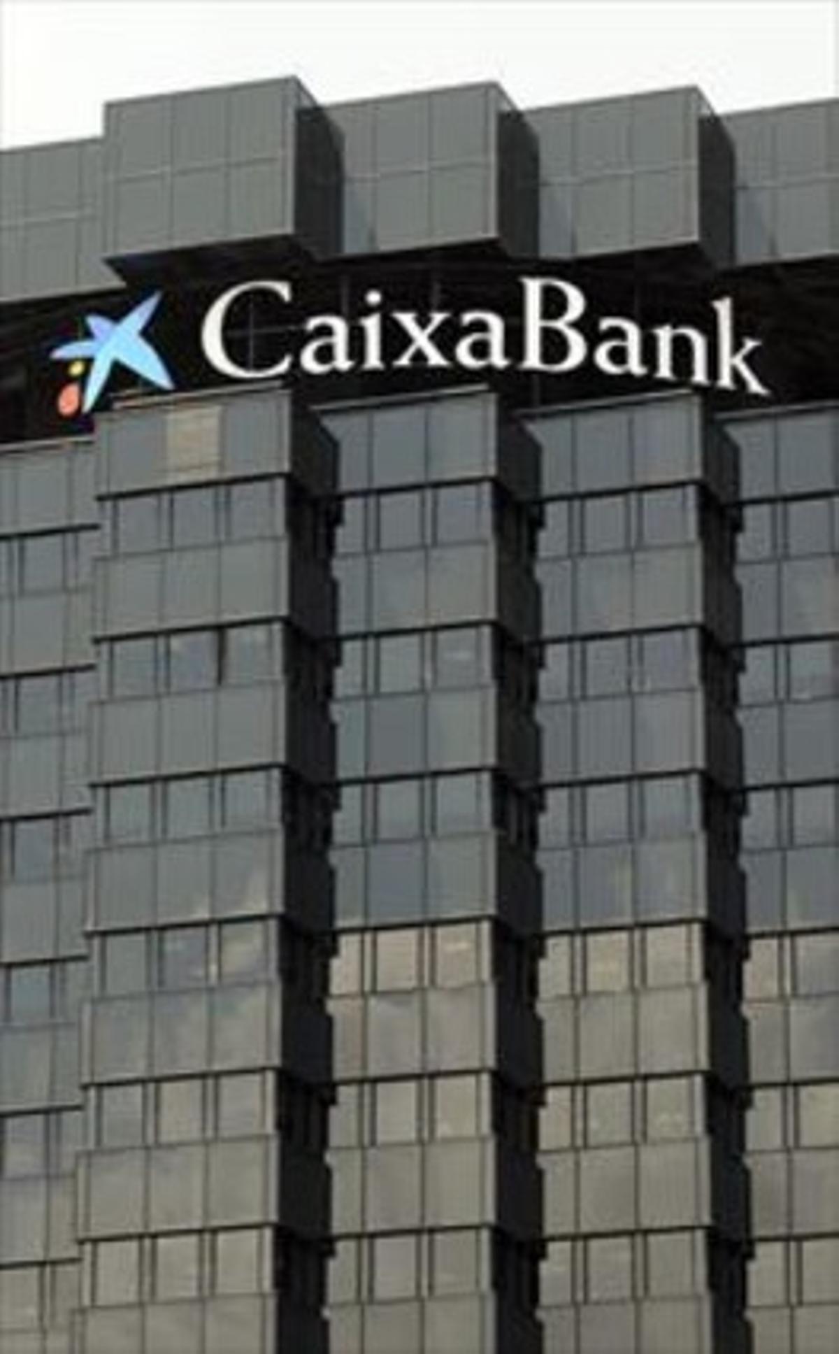 Sede de CaixaBank en la avenida Diagonal de Barcelona. Sede de CaixaBank en la avenida Diagonal de Barcelona.