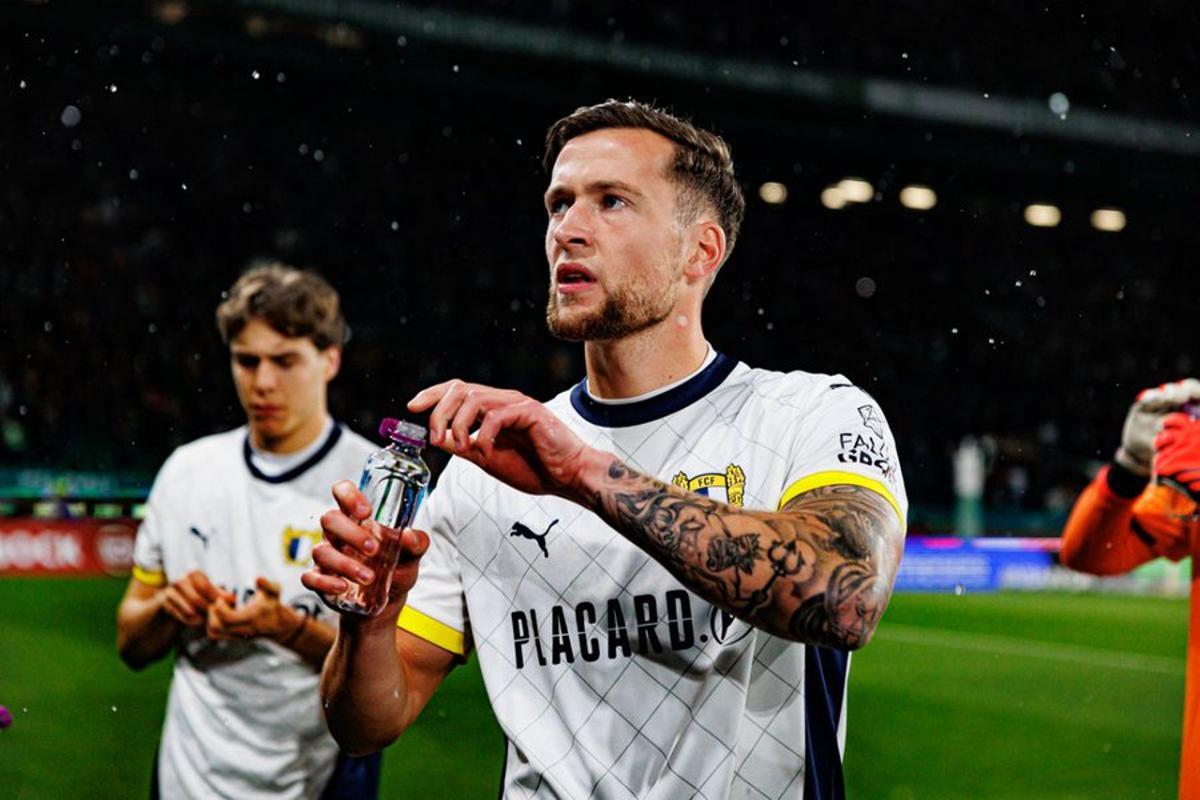 Justin de Haas, jugador que agrada al Valencia CF para reforzar el eje central de la defensa