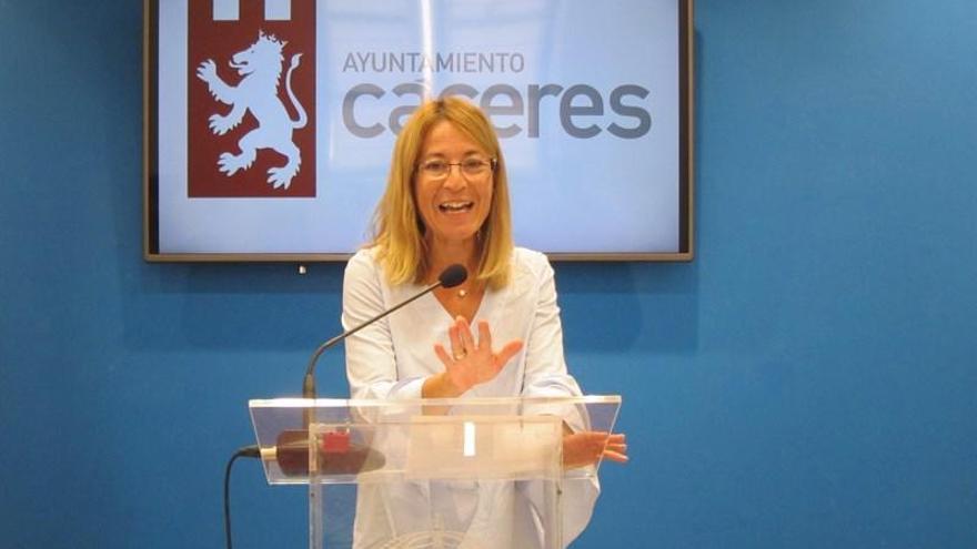 La alcaldesa de Cáceres inicia el curso animando al diálogo y al consenso