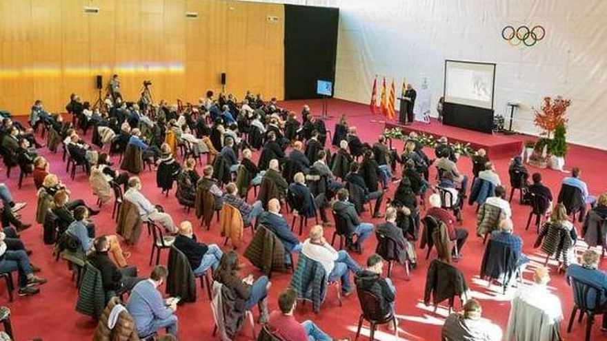 Reunión de alcaldes de las comarcas pirenaicas en Viella, de la mano del Comité Olímpico Español.