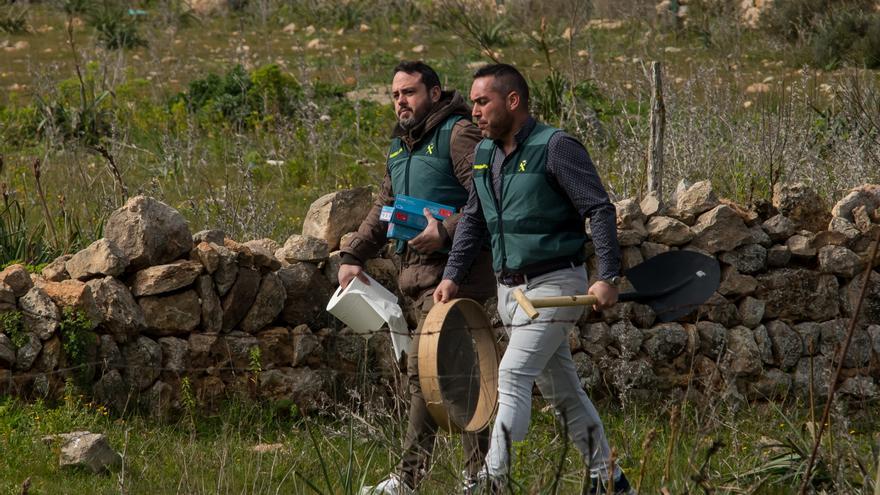 La búsqueda de Malén Ortiz se extiende a una parte de la finca de sa Porrassa pegada a una casa abandonada