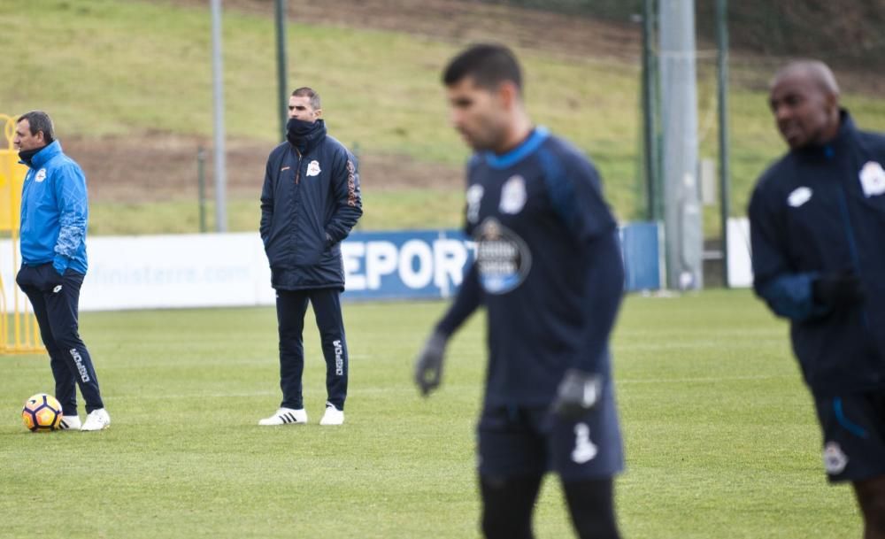 El jugador francés ha entrenado toda la semana al ritmo de sus compañeros. Davy Roef también está entre los escogidoso por el técnico, que ha optado por llevarse a los tres porteros a Eibar.