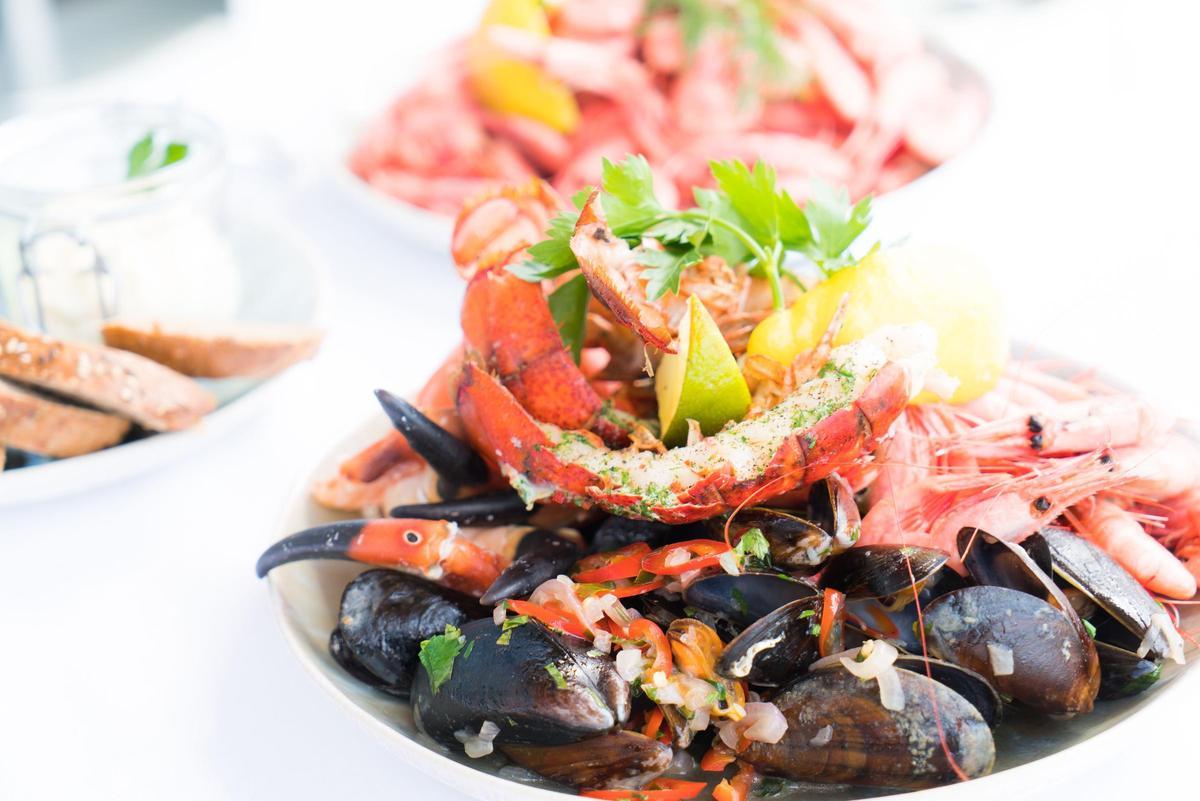 Los platos de marisco no faltan en las bodas gallegas