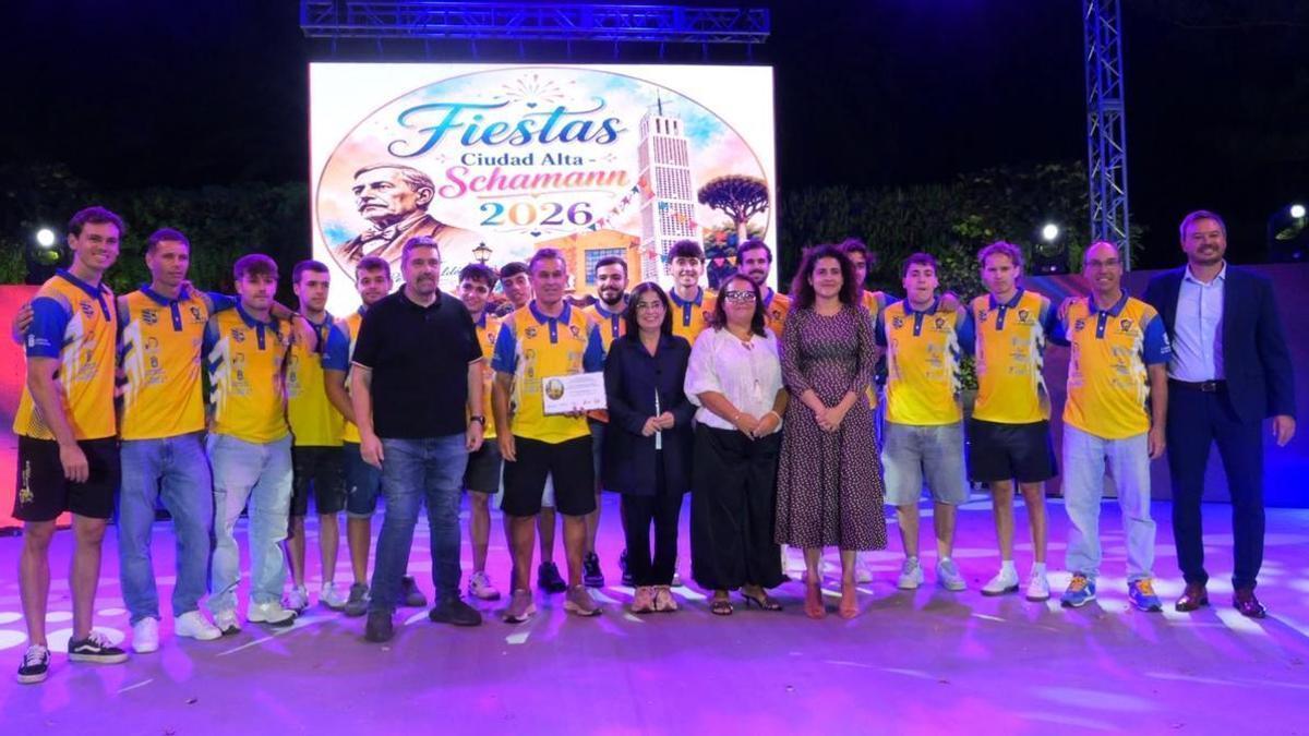 "Una historia compartida": el pregonero Alejandro Molina da el pistoletazo de salida a las Fiestas de Los Dolores en Schamann