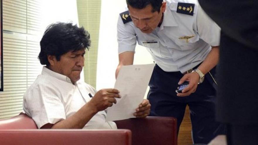 Aterrizaje de emergencia del avión de Evo Morales en Austria