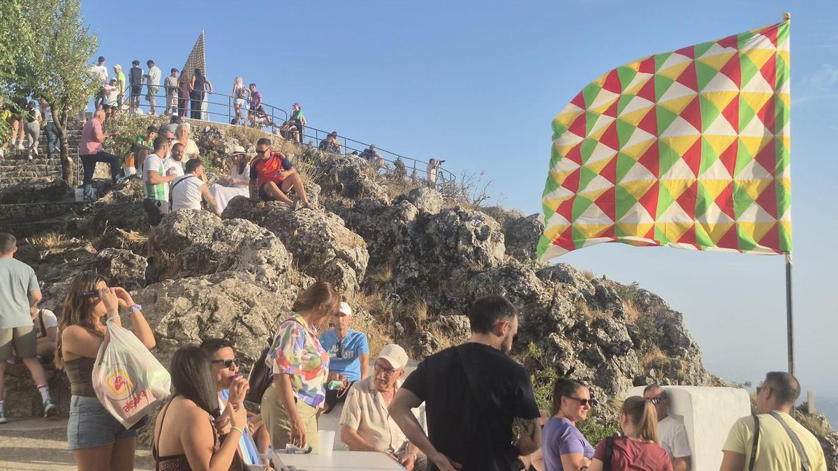"No me lo podía perder": una de las frases más repetidas durante la observación del eclipse solar en la provincia