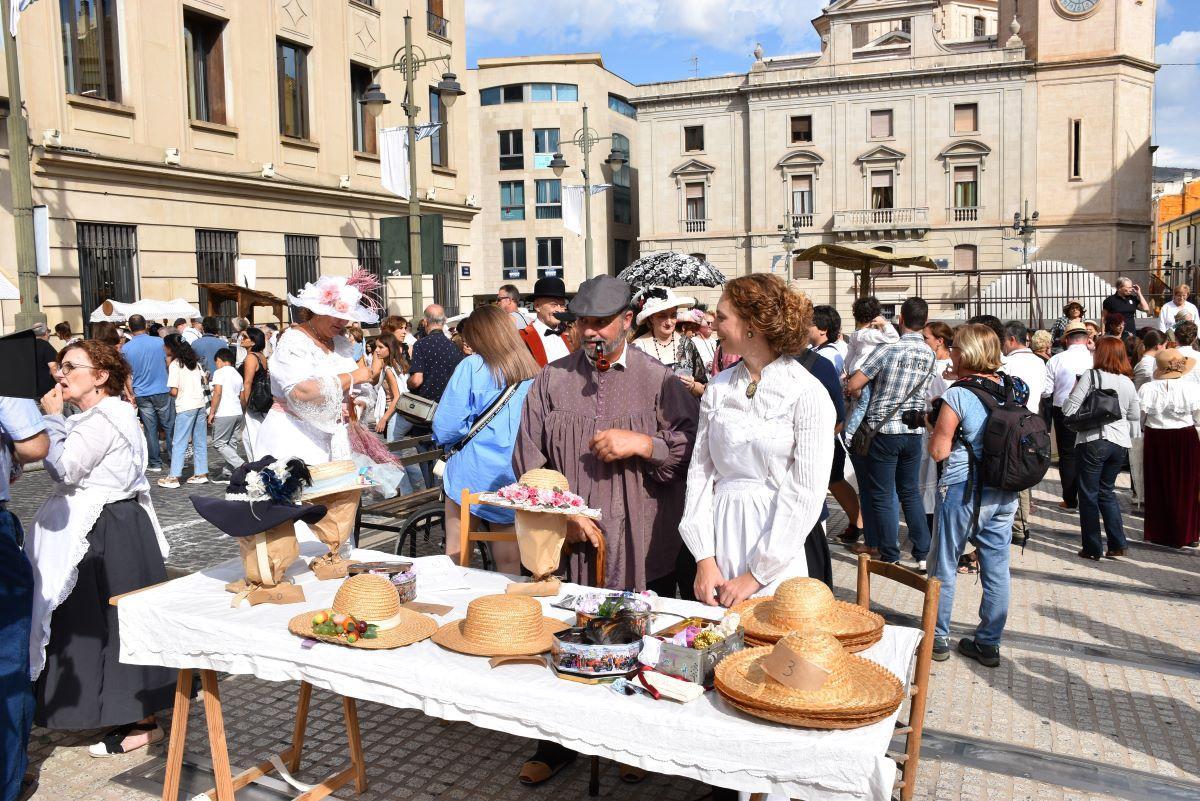 Mercado en la Feria Modernista de Alcoy