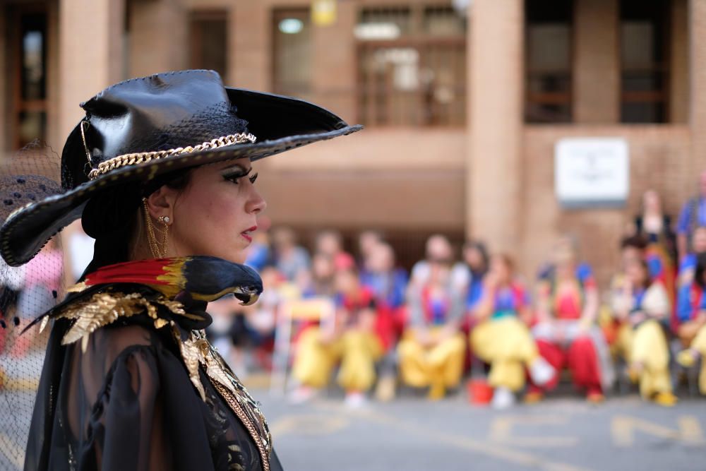 Miles de devotos festeros acompañaron al santo anacoreta en la sobria y tradicional Procesión