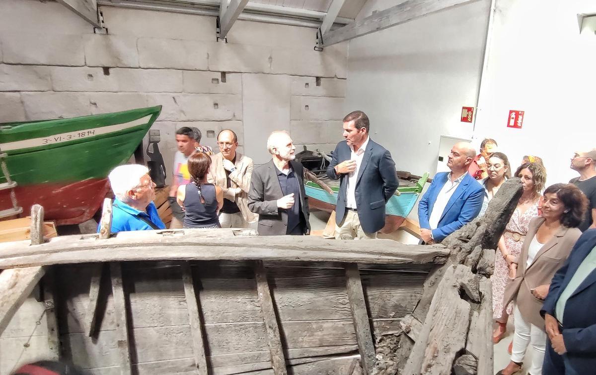 La inauguración de los espacios rehabilitados del Museo Massó de Bueu