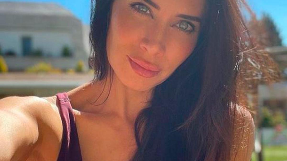 Pilar Rubio en su jardín