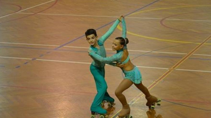 Lucía Luque y Javier Darío Doña campeones de España Alevín de patinaje artístico