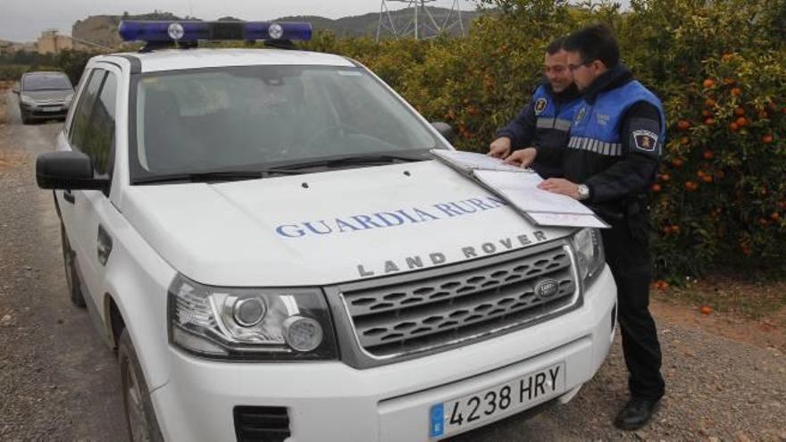 Una patrulla de agentes de la Guardia Rural.