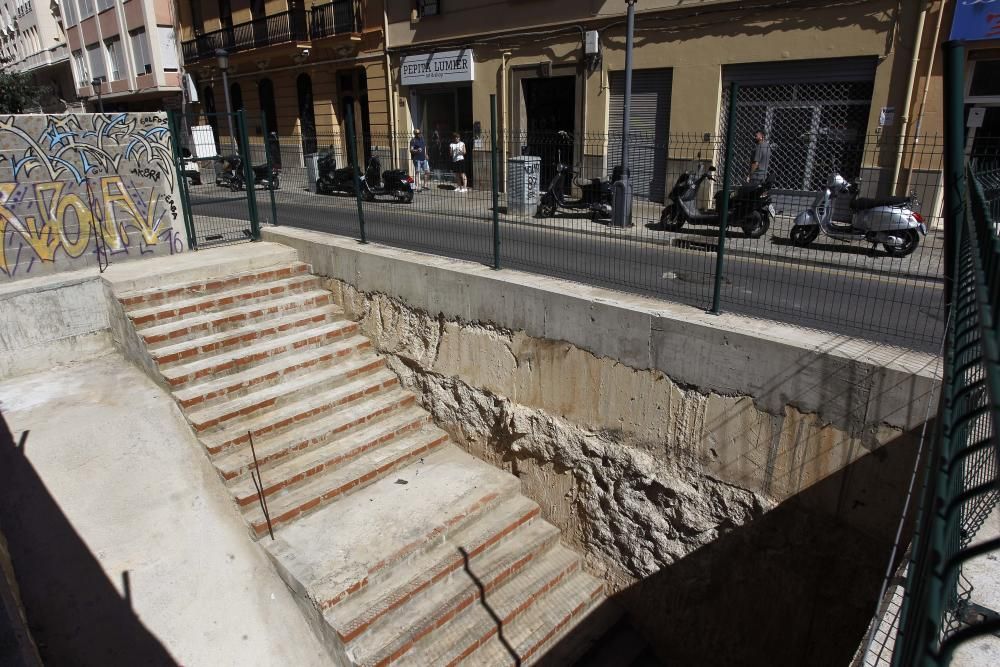 Obras paralizadas de la línea T-2 del metro en València