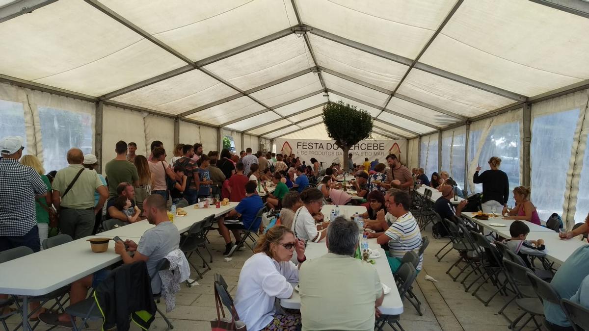 Carpa gastronómica de la Festa do Percebe en una edición anterior.