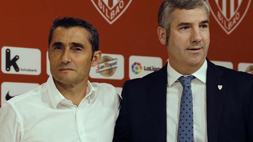 Urrutia ha acompañado a Valverde en su despedida.