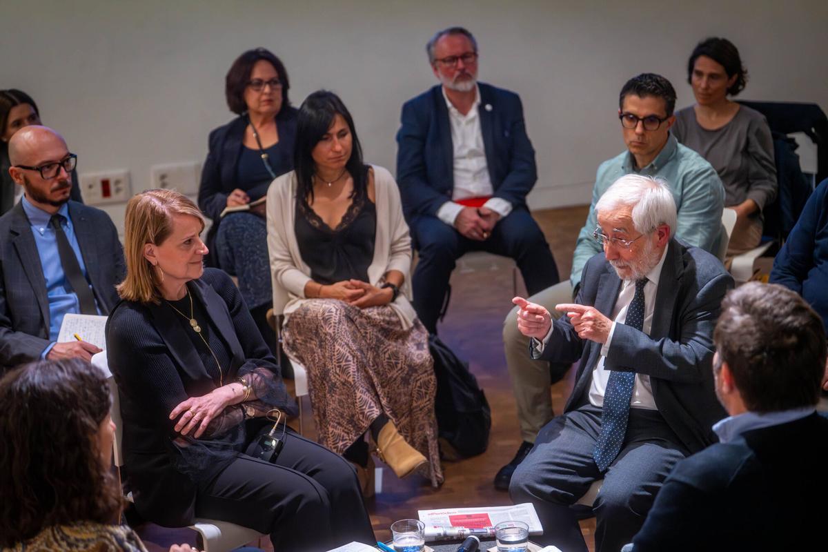 European Bridges: 'Discapacidad y derechos para una Europa inclusiva'. A la derecha, interviene Xavier Puigdollers, presidente de la comisión de los Derechos de las Personas con Discapacidad del Ilustre Colegio de la Abogacía de Barcelona (ICAB)
