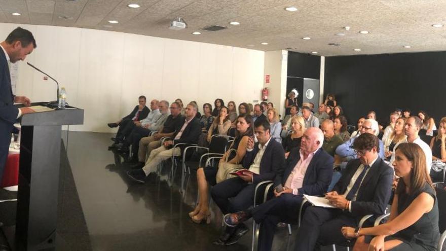 El alcalde se reúne esta semana con la Diputación par pedirle el Palacio de Congresos en Carrús